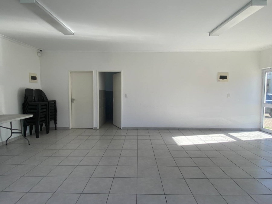 2 Bedroom Property for Sale in Muizenberg Western Cape